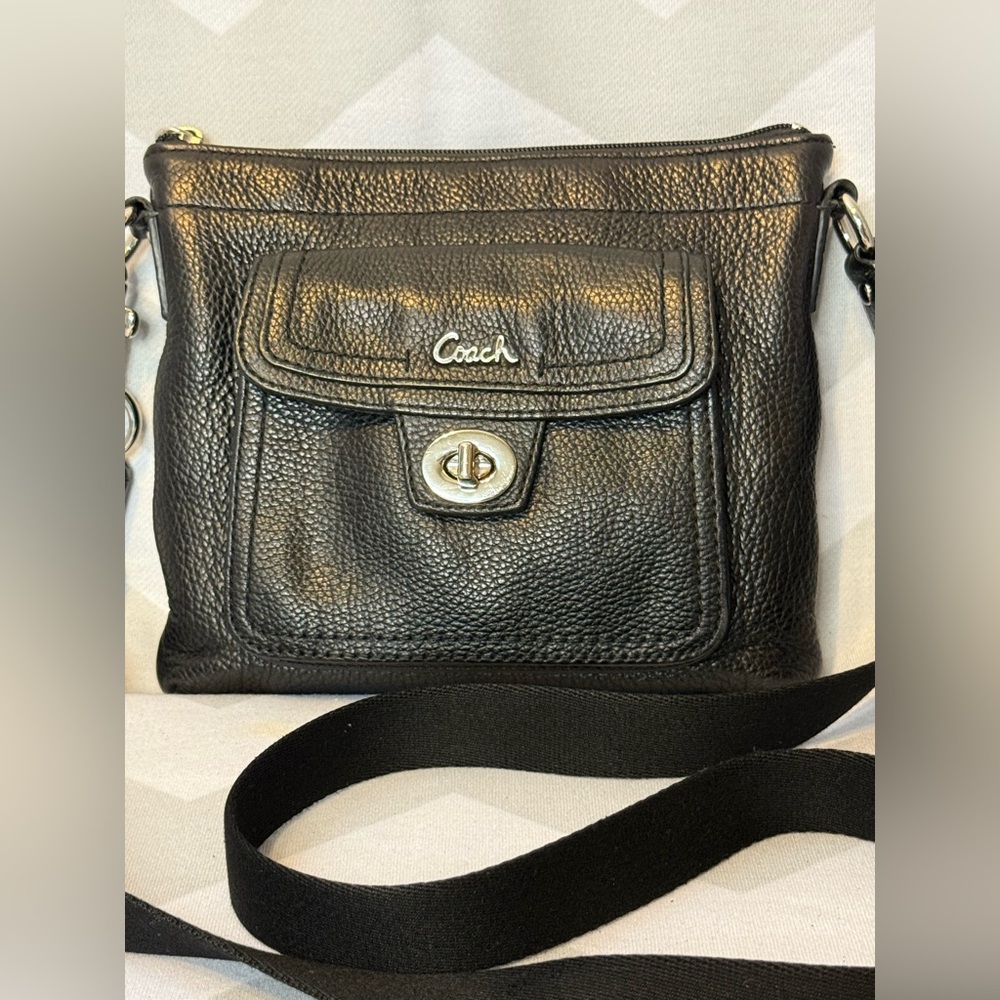 Coach Black Pebbled Leather Crossbody With Turn-lock Pocket & Silver Hardware - Picture 7 of 14